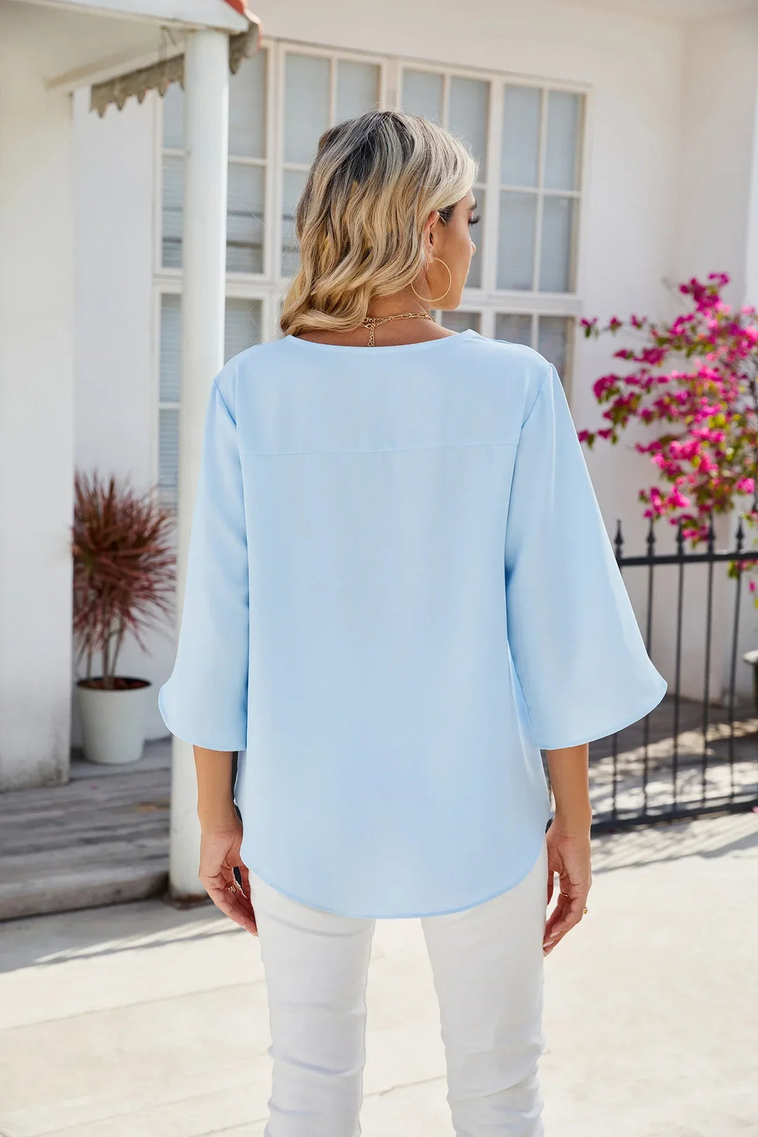 Liana | V-neck blouse