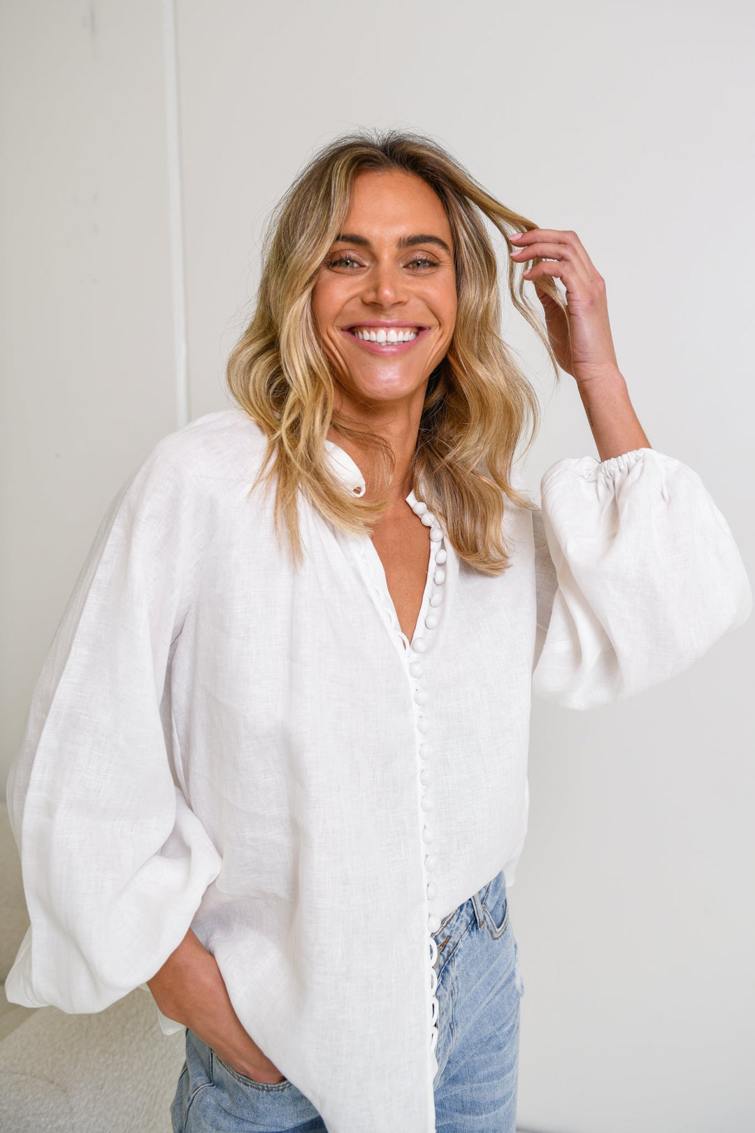 Adalyn | White Linen Blouse