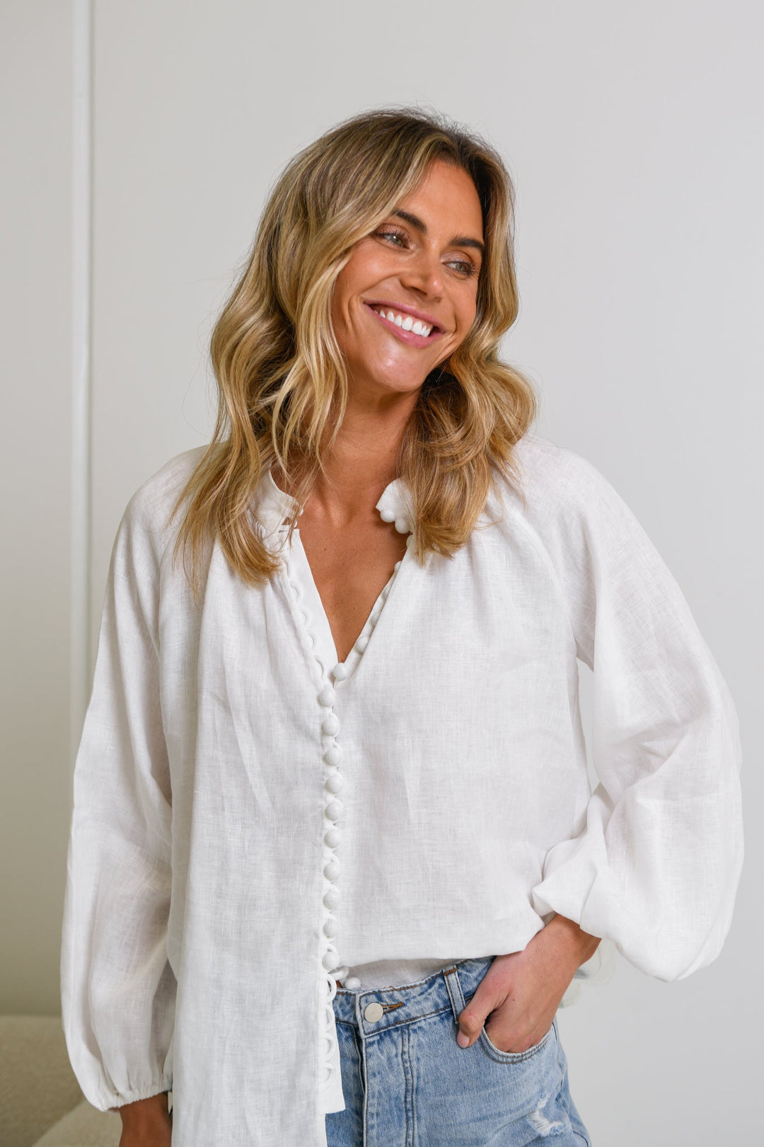 Adalyn | White Linen Blouse