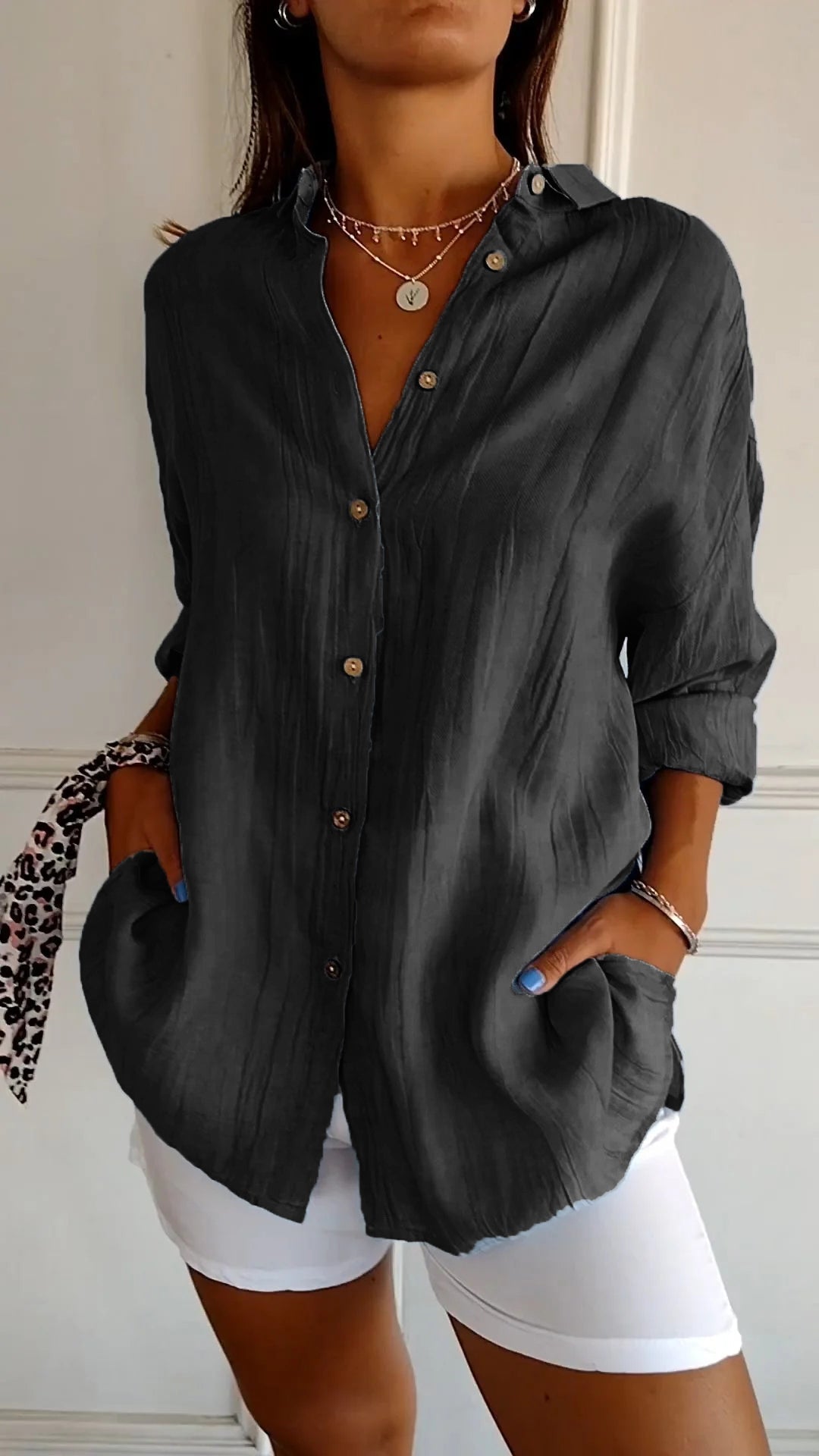 Liora | Elegant shirt with pleated style